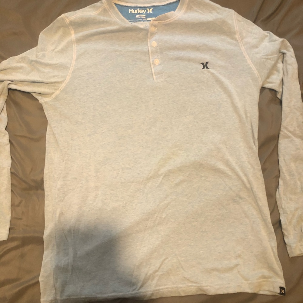 Hurley brand mens long sleeve shirt. Button down